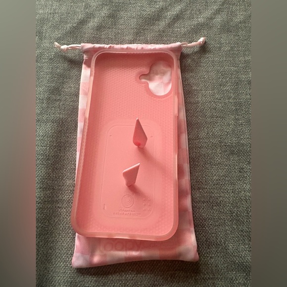 iPhone 16 plus Loopy case - Picture 2 of 2
